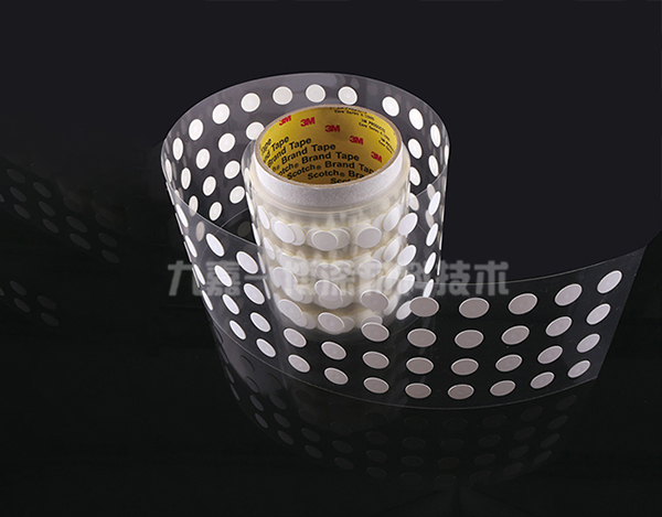 玻璃窗贴防水透气膜有什么好处？